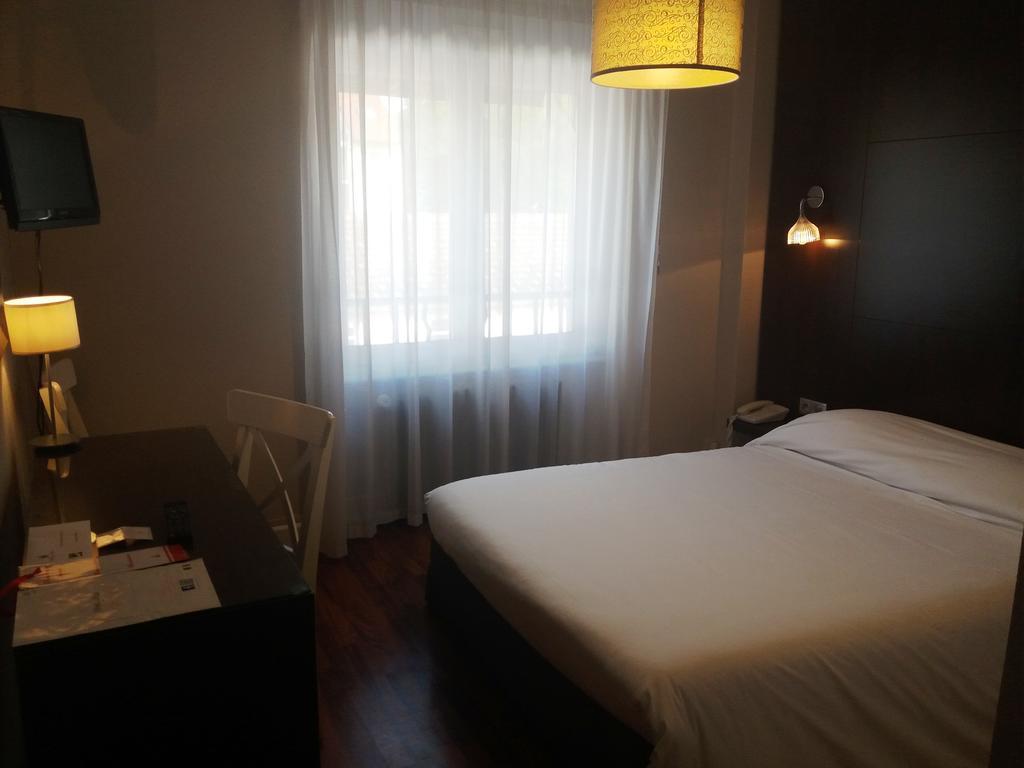 Hotel De La Paix 제라르메르 외부 사진
