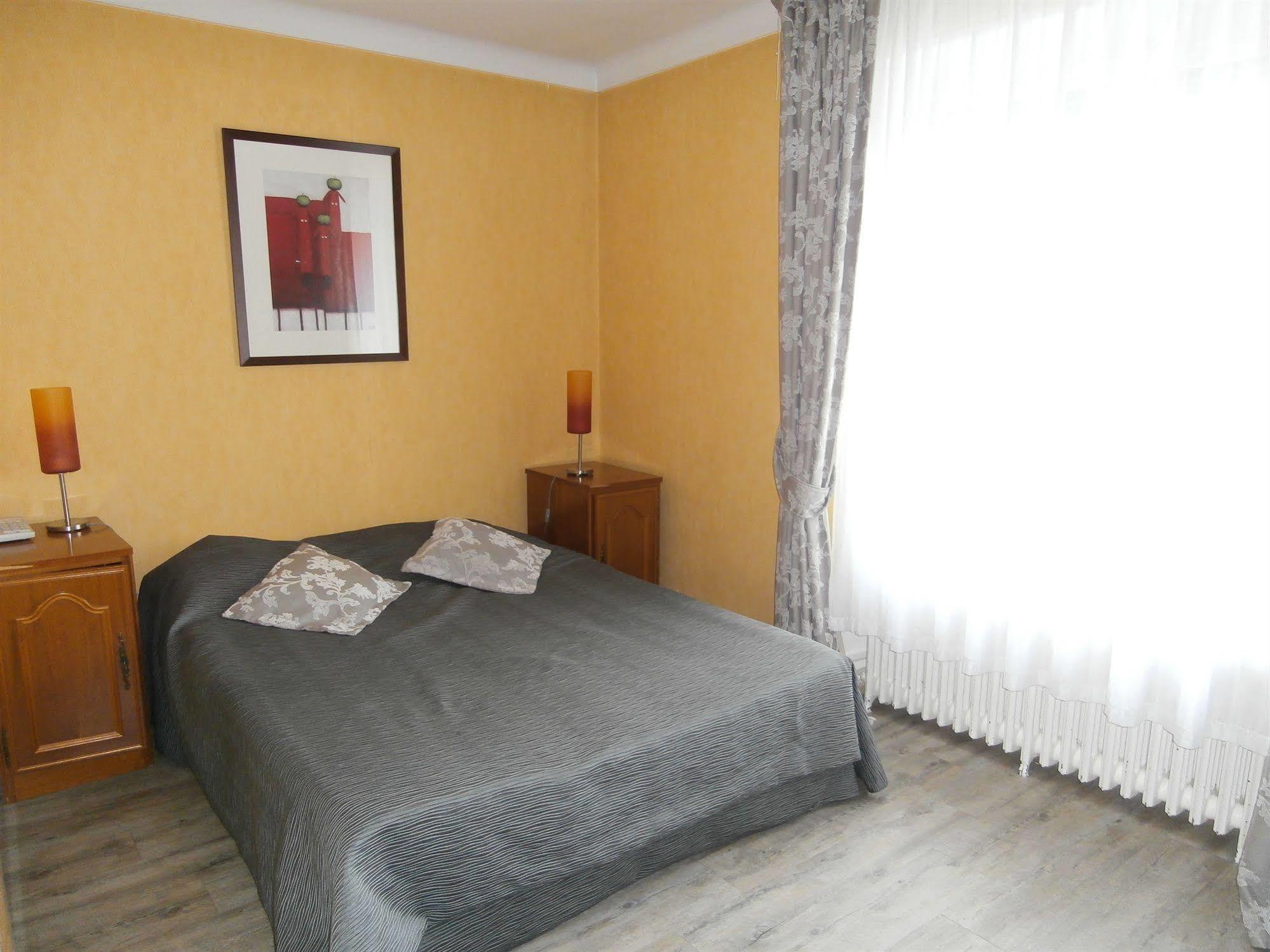 Hotel De La Paix 제라르메르 외부 사진