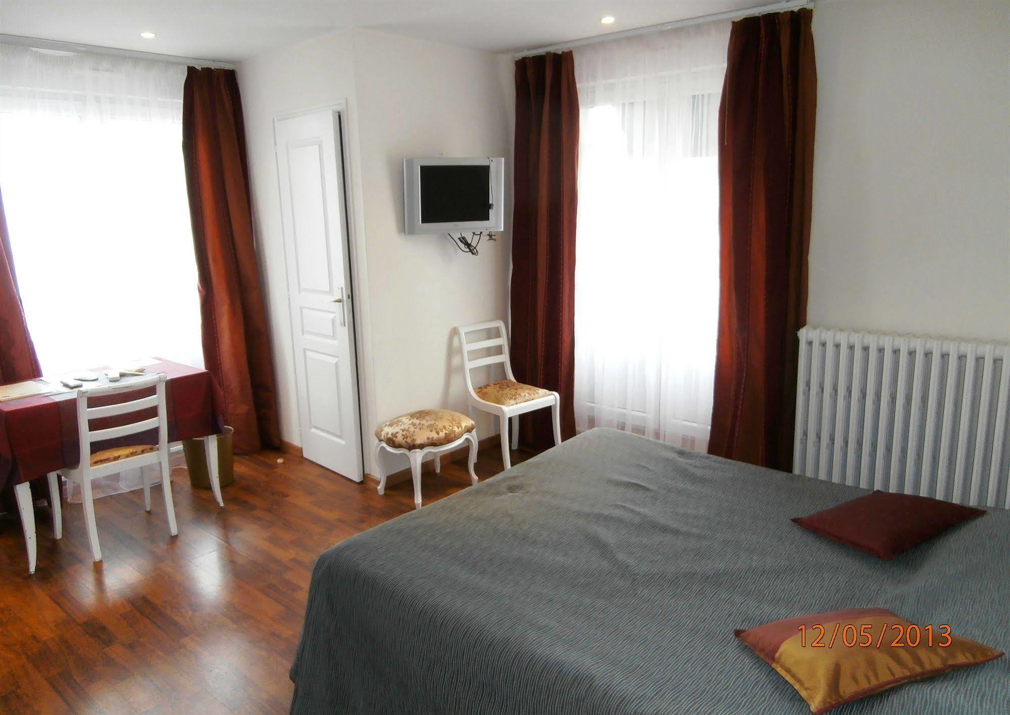 Hotel De La Paix 제라르메르 외부 사진